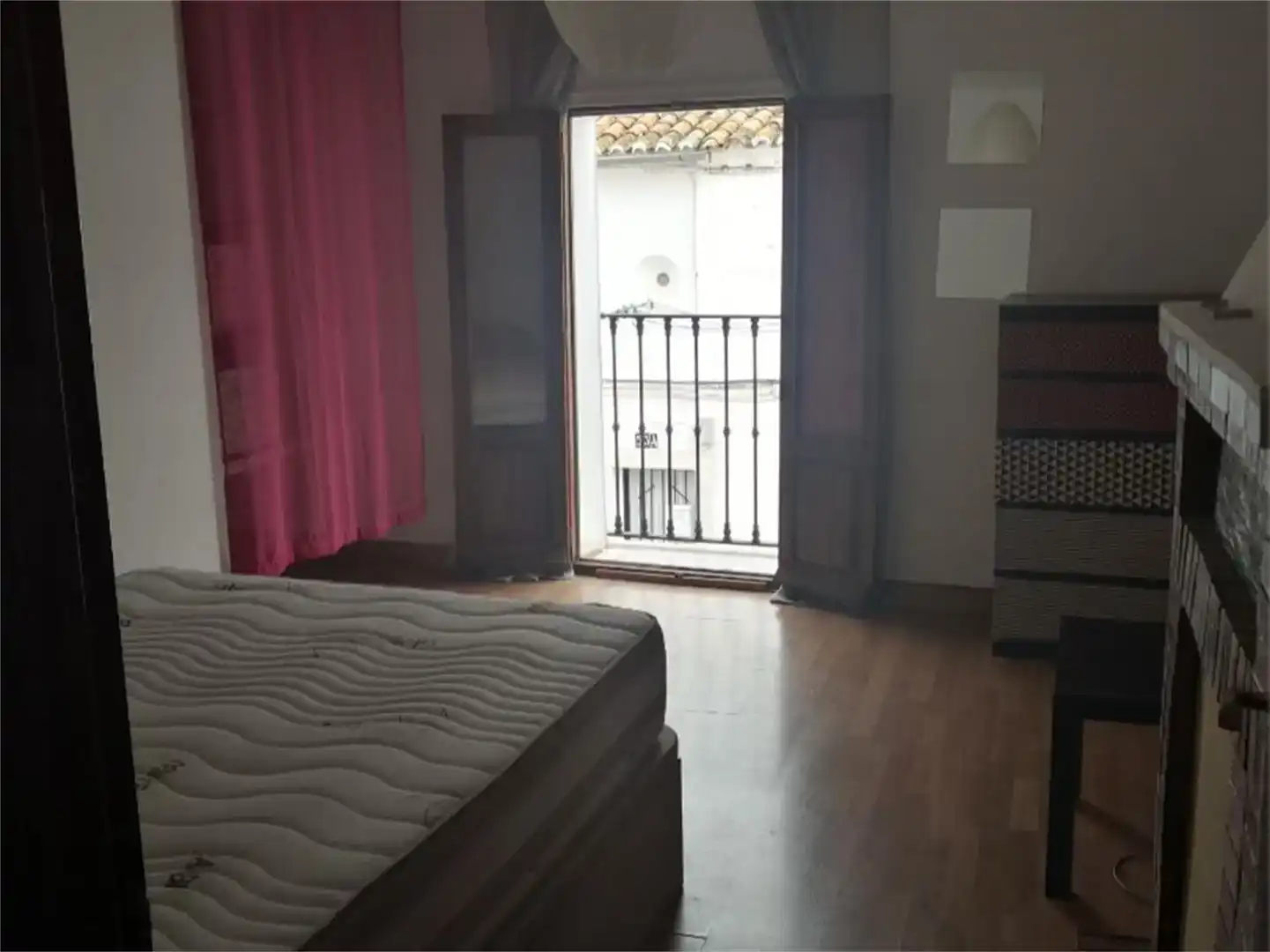 Dormitori de Casa adosada en venda en Malpartida de Cáceres amb Aire condicionat, Moblat i Balcó