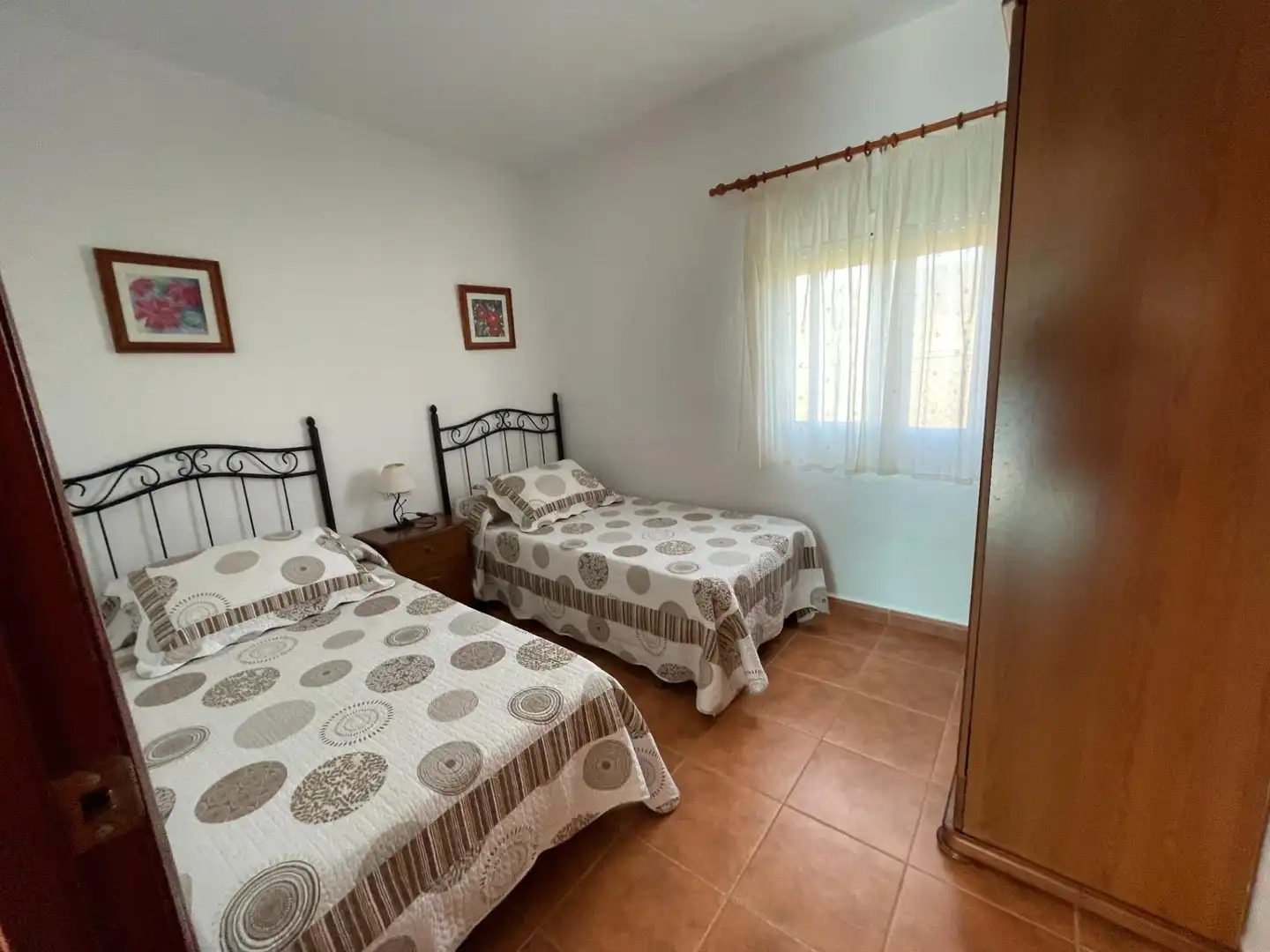 Dormitori de Finca rústica en venda en Tarifa amb Aire condicionat, Calefacció i Jardí privat