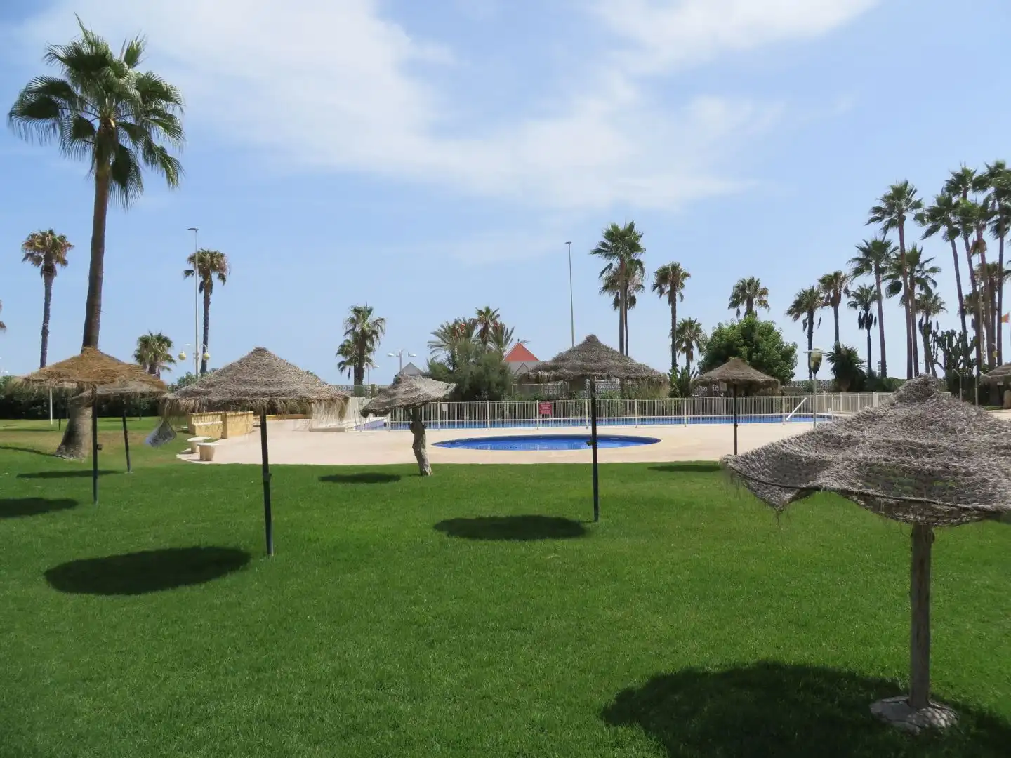 Swimming pool of Study for sale in Benalmádena  with Air Conditioner and Terrace