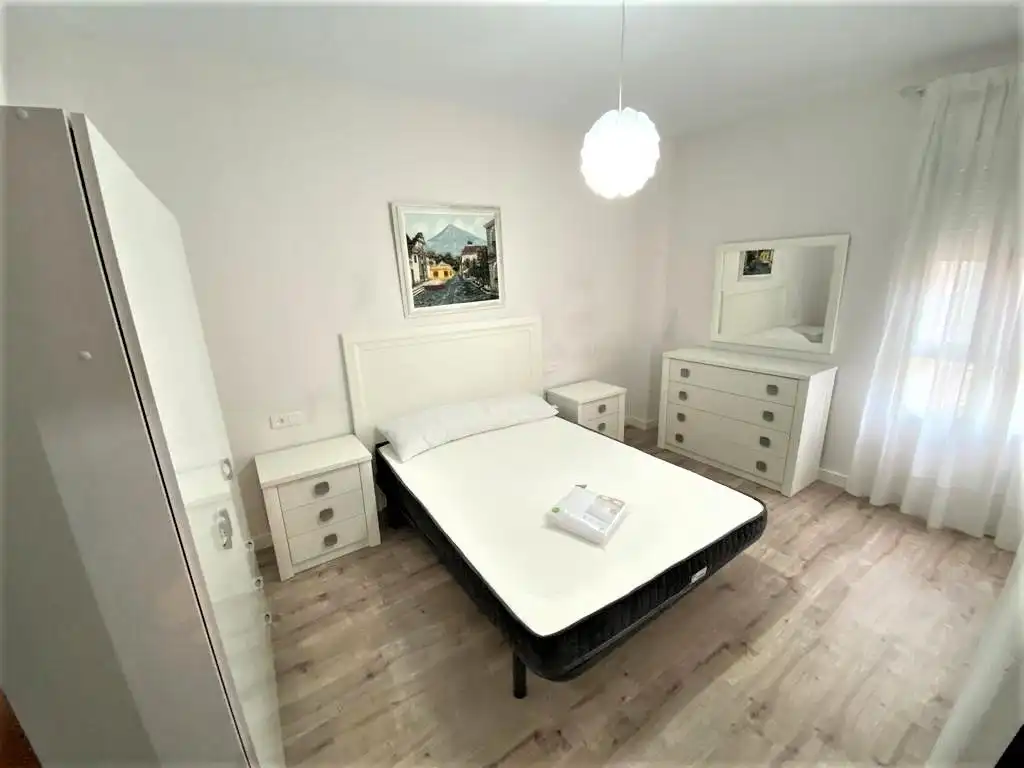Habitación de Piso de alquiler en Cáceres con Amueblado