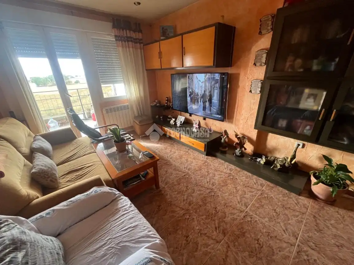 Sala de estar de Piso en venta en Humanes de Madrid con Calefacción, Terraza y Piscina comunitaria