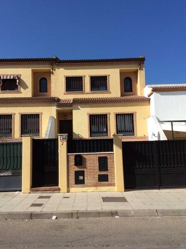 Vista exterior de Pis en venda en Linares