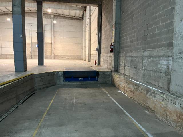 Nave industrial en Alquiler en El Pla