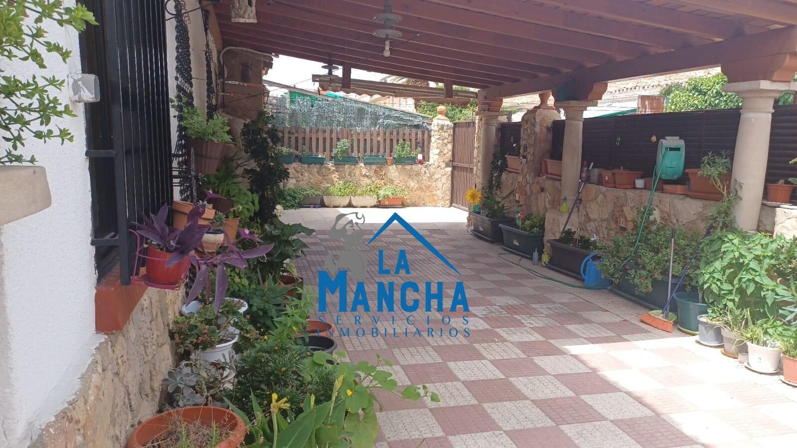 Jardí de Casa o xalet en venda en  Albacete Capital amb Aire condicionat, Calefacció i Jardí privat