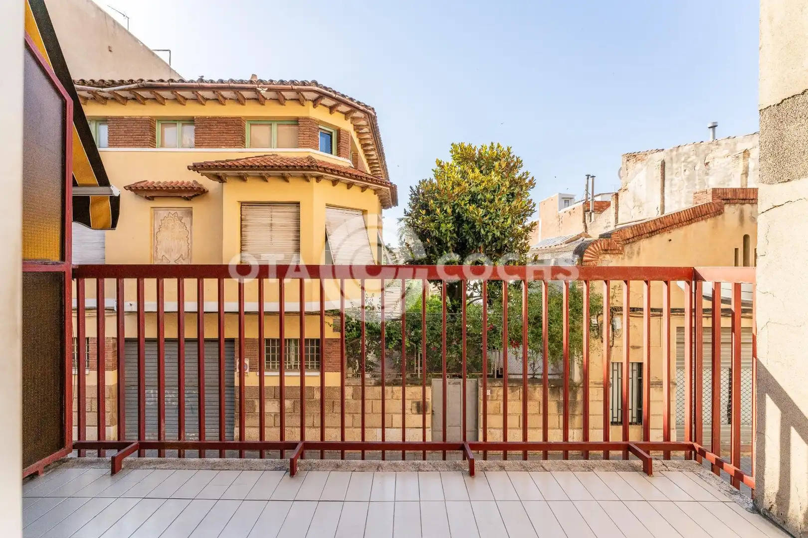 Vista exterior de Piso en venta en Reus con Calefacción y Balcón