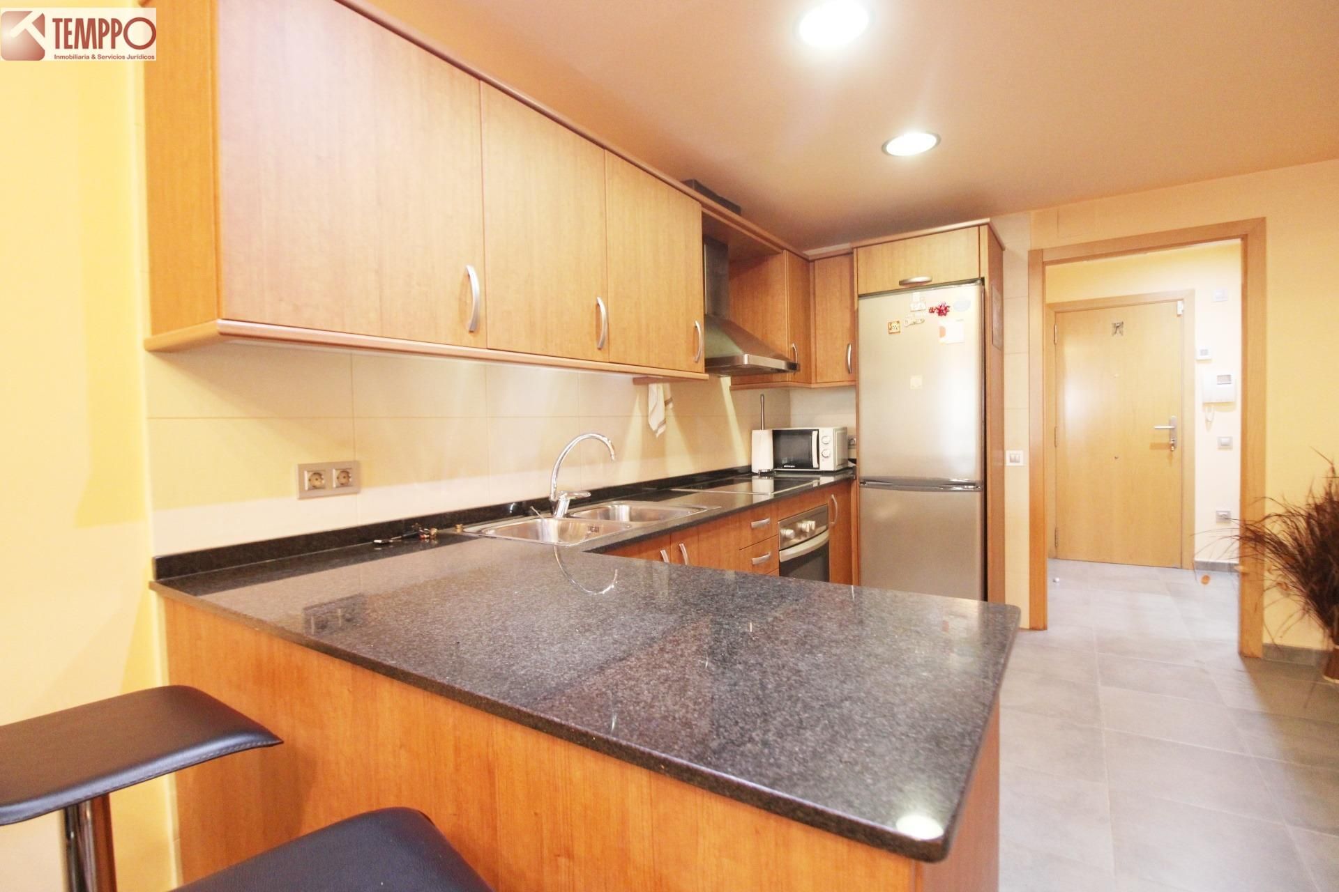 Cuina de Pis en venda en El Vendrell amb Calefacció i Balcó