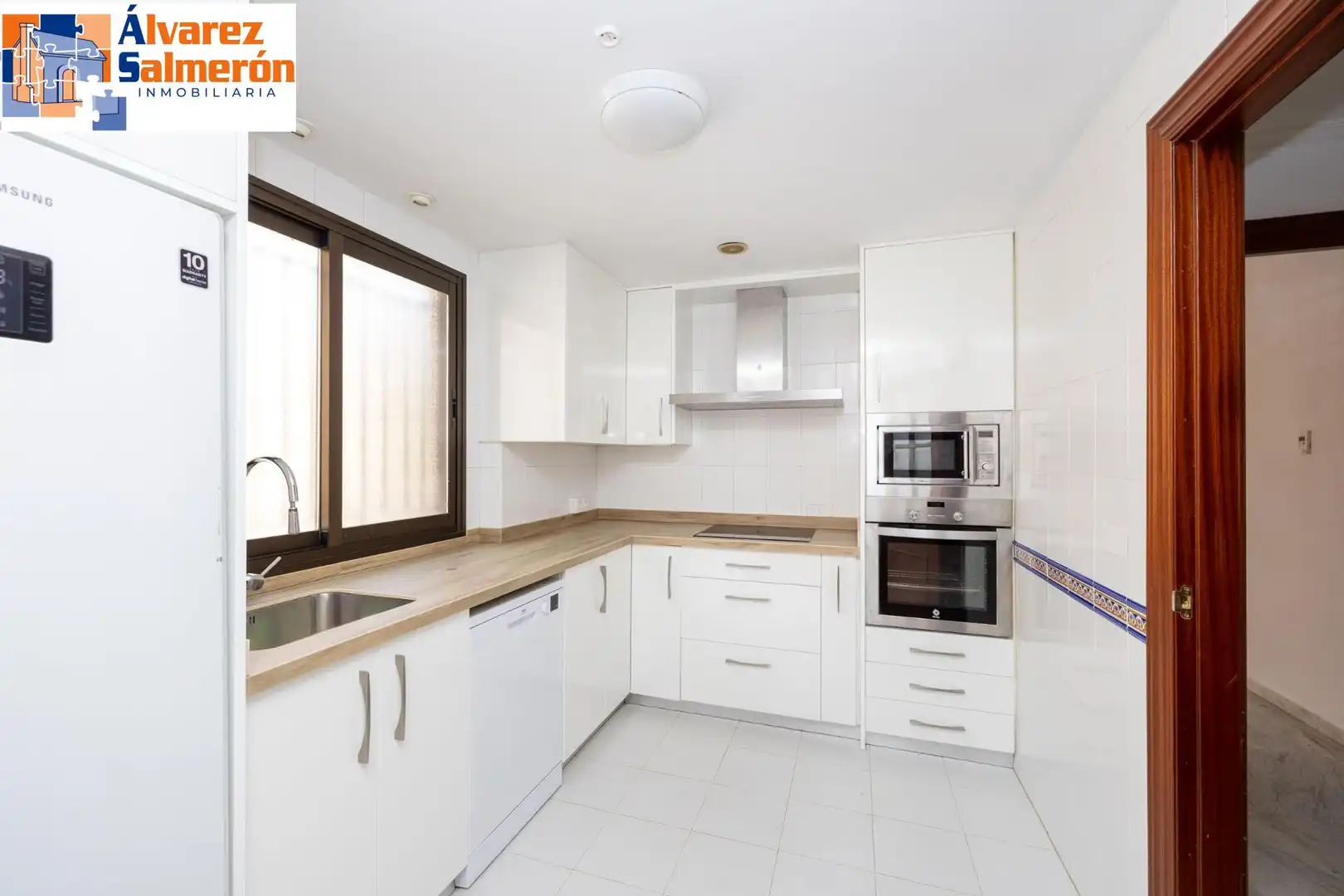 Cocina de Piso en venta en Granada