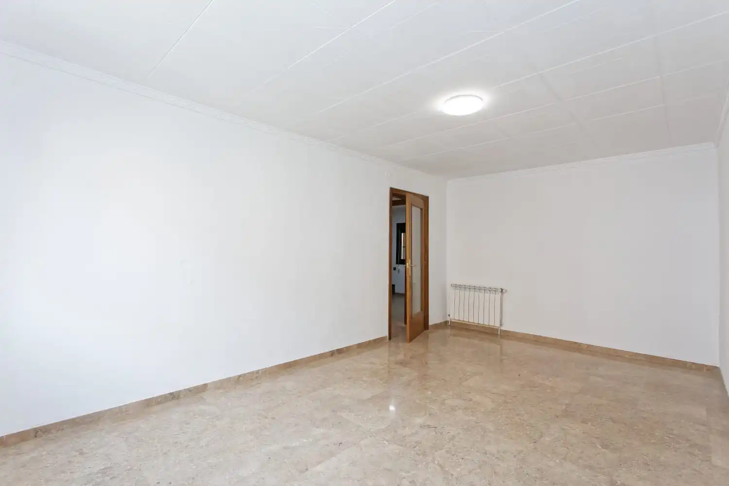 Casa adosada en venta en Terrassa con Terraza, Horno y Lavadora