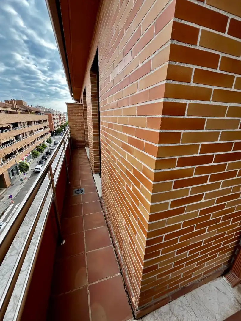 Piso de alquiler en Tablero Bajo - Arruzafilla