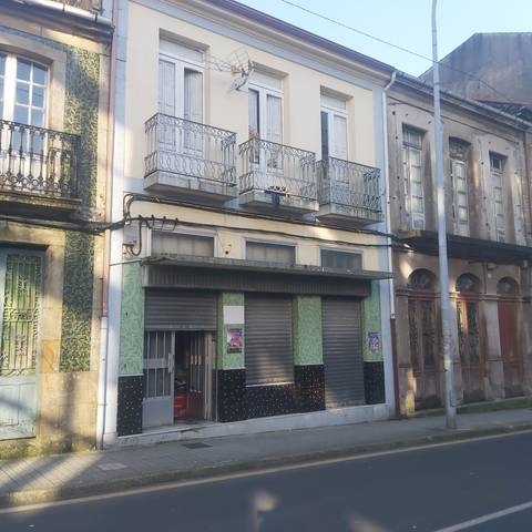 Casa-chalet en Venta en Pérez Viondi, 11 en A Estrada
