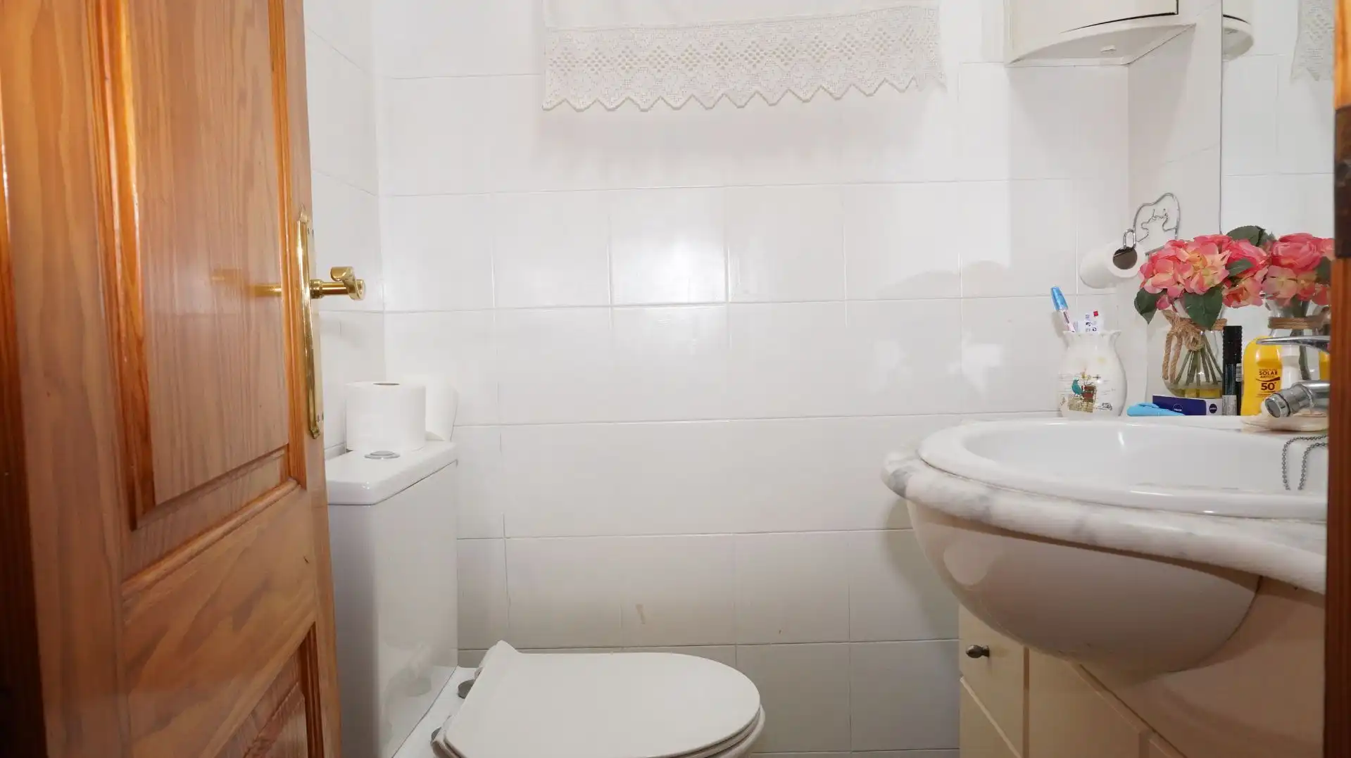 Bany de Casa adosada en venda en Motril amb Aire condicionat i Terrassa