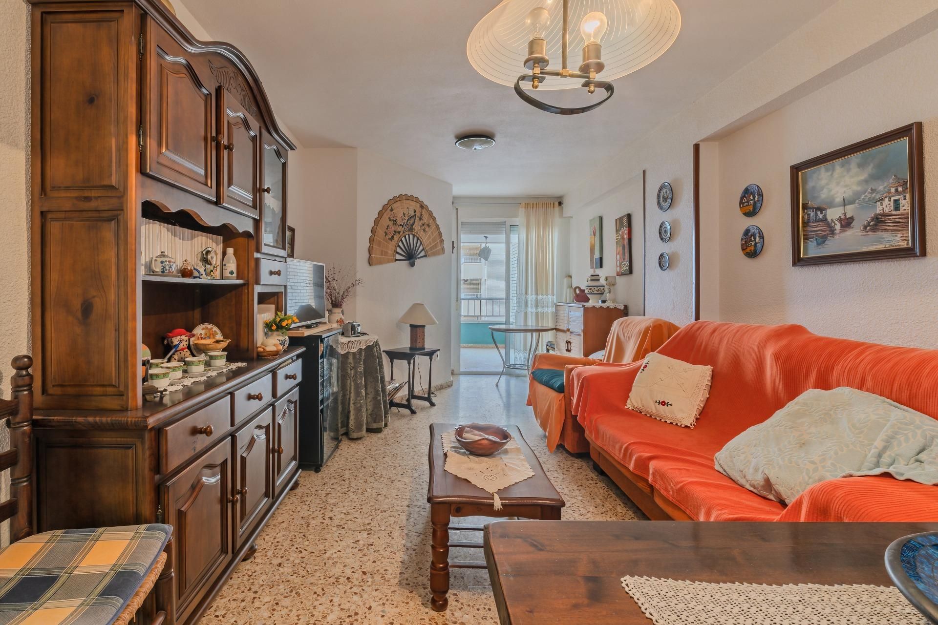 Dormitori de Apartament en venda en Torrevieja amb Terrassa