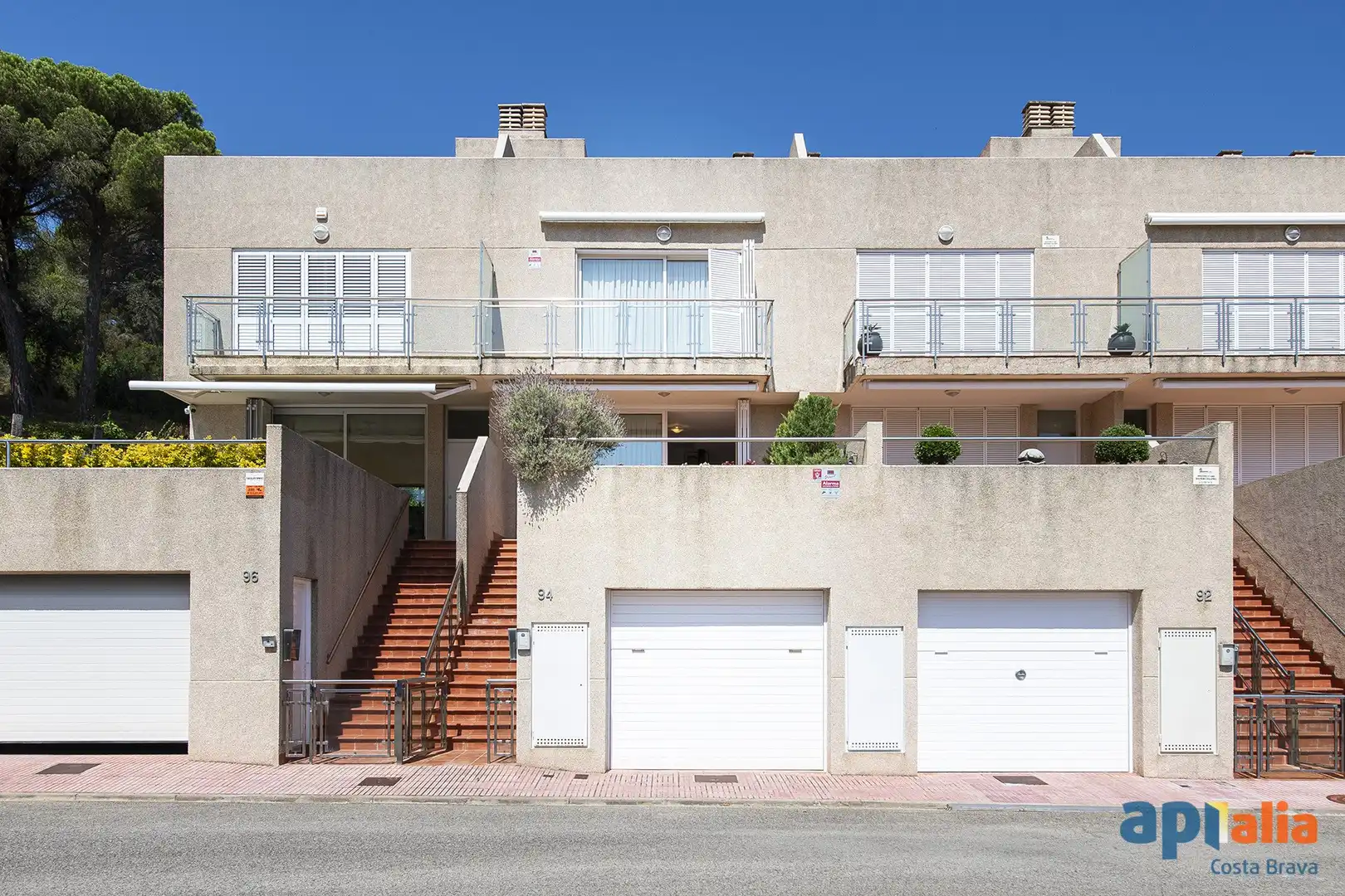 Vista exterior de Casa adosada en venta en Sant Feliu de Guíxols con Calefacción y Terraza