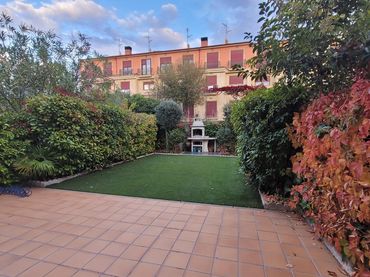 Adossat amb balcó en venda a Garrido