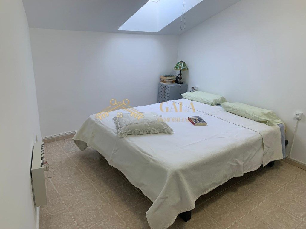 Dormitori de Dúplex en venda en Cáceres Capital amb Moblat