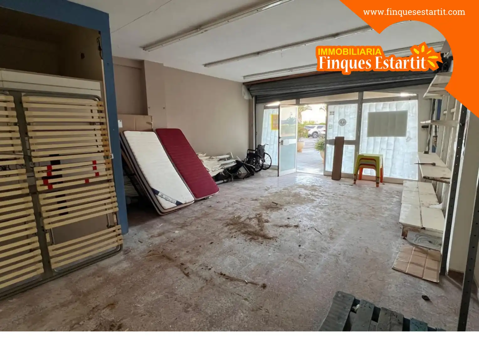 Local comercial en venda a L'Estartit Poble