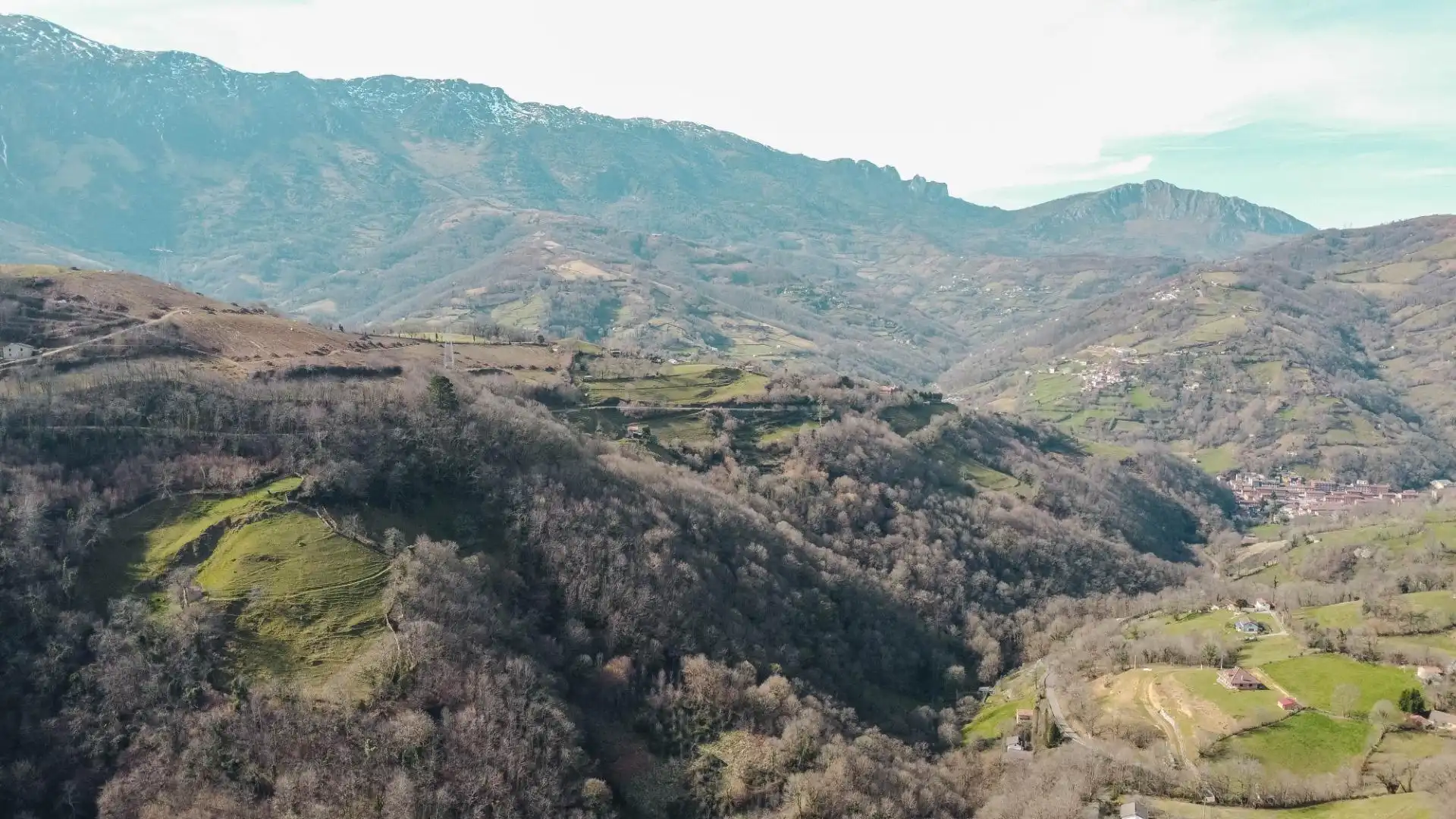 Casa o xalet en venda en Riosa amb Jardí privat