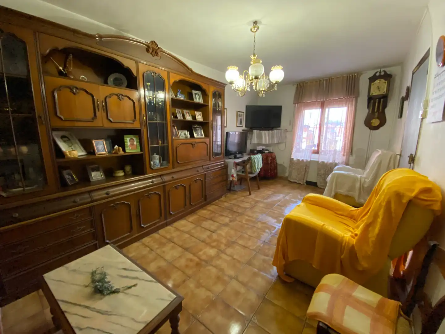 Sala de estar de Casa o chalet en venta en Baltanás con Calefacción, Trastero y Amueblado