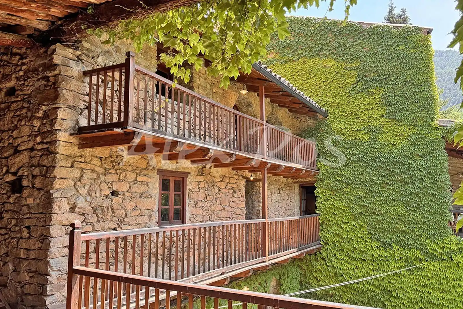 Vista exterior de Casa o xalet en venda en Arsèguel amb Calefacció