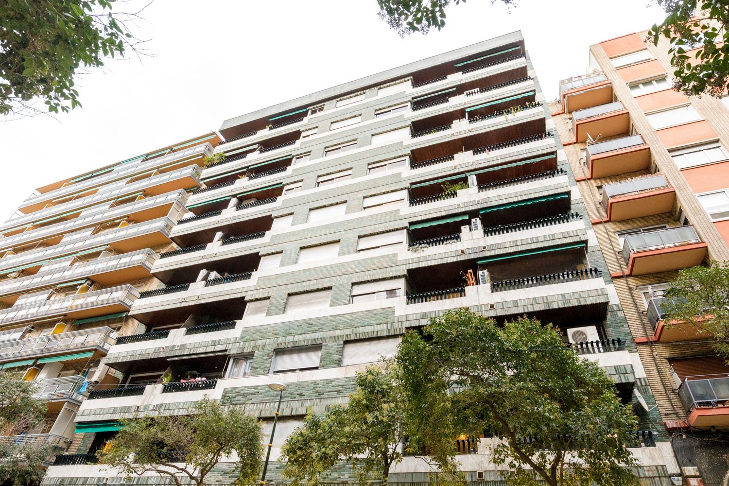 Exterior view of Flat for sale in  Zaragoza Capital  with Heating, Terrace and Furnished
