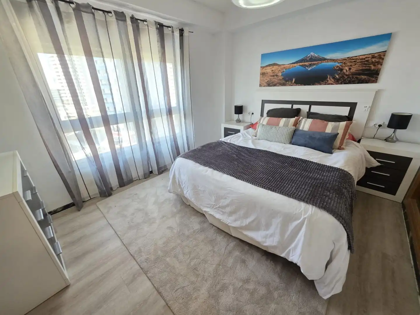 Habitación de Piso en venta en Benidorm con Calefacción, Amueblado y Piscina comunitaria