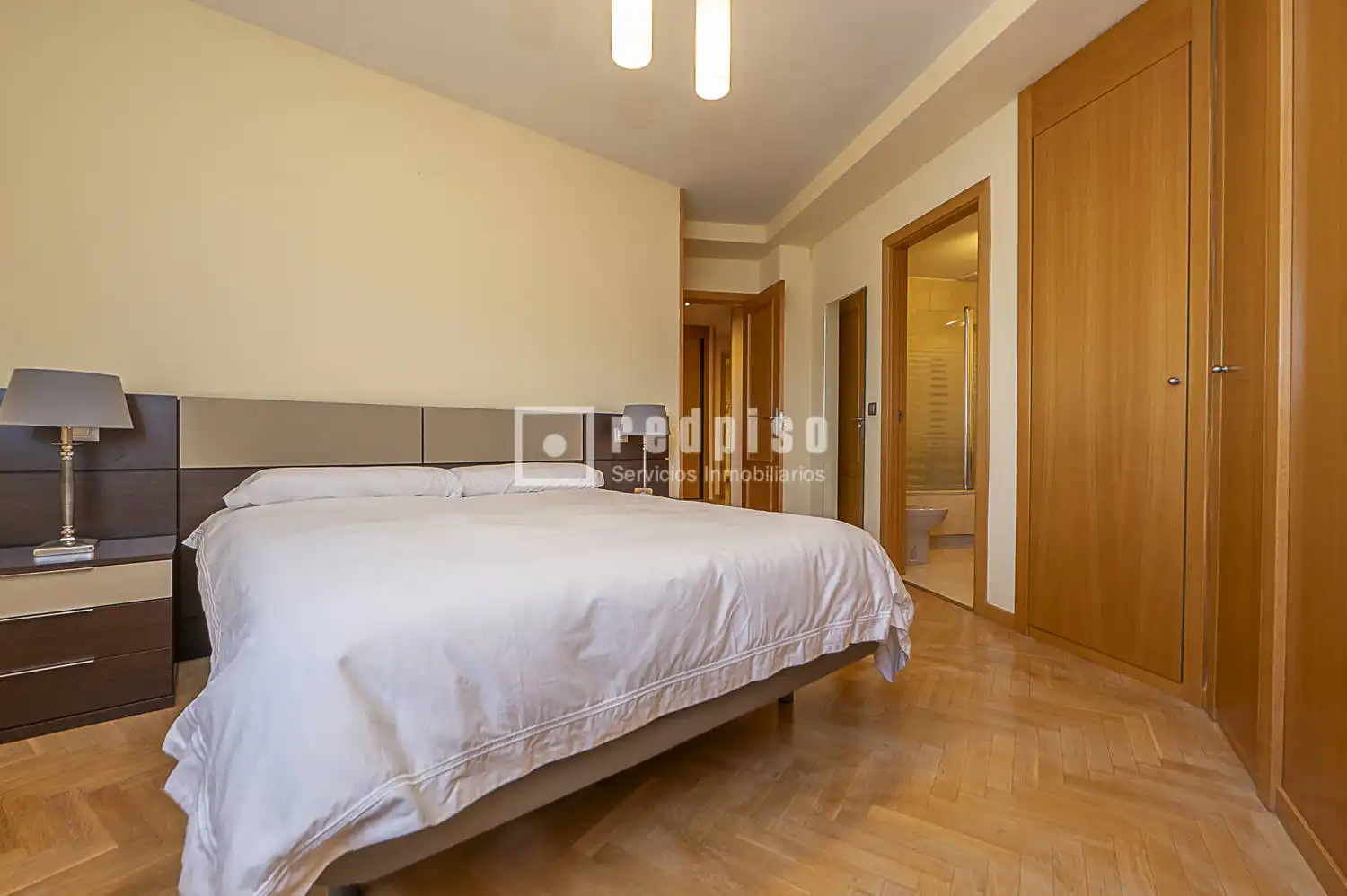 Habitación de Piso en venta en Valdemoro con Aire acondicionado, Calefacción y Jardín privado