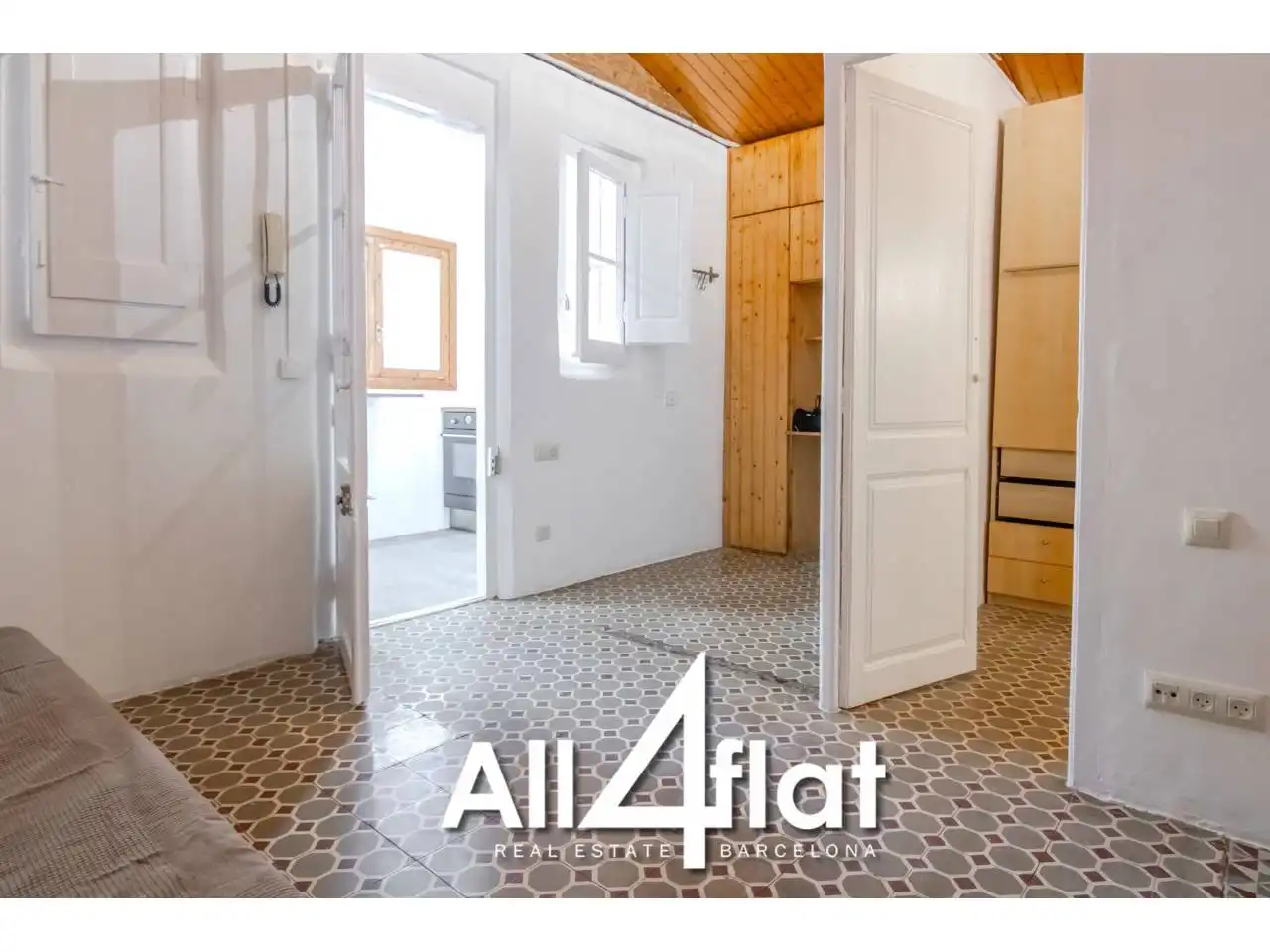 Küche von Wohnung zur Miete in L'Hospitalet de Llobregat mit Klimaanlage, Privatgarten und Möbliert