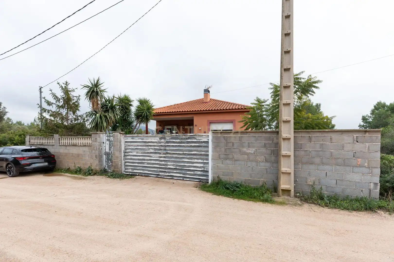 Vista exterior de Casa o xalet en venda en El Montmell amb Aire condicionat, Jardí privat i TV