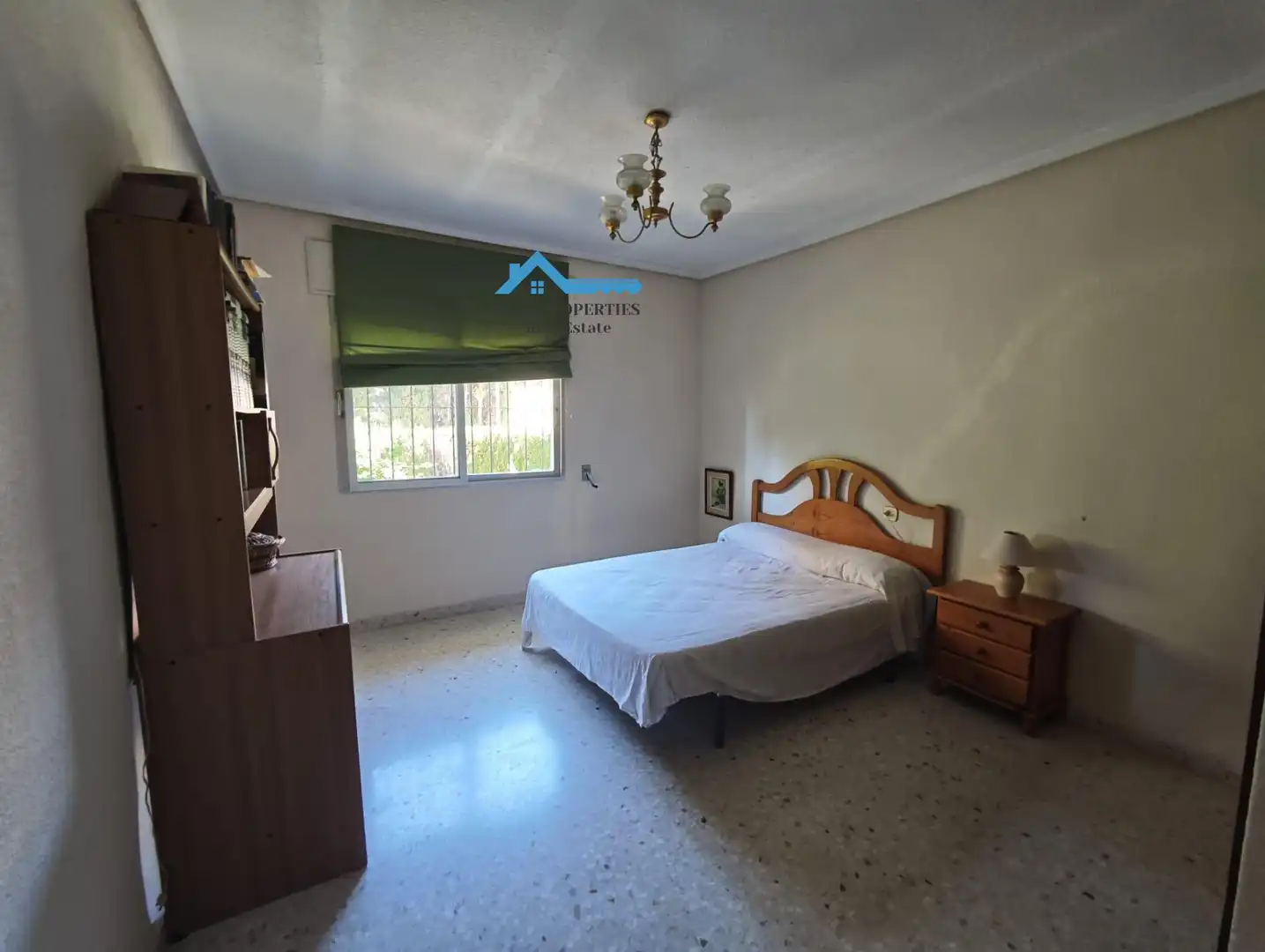 Dormitori de Casa o xalet en venda en Benidorm amb Aire condicionat, Calefacció i Jardí privat