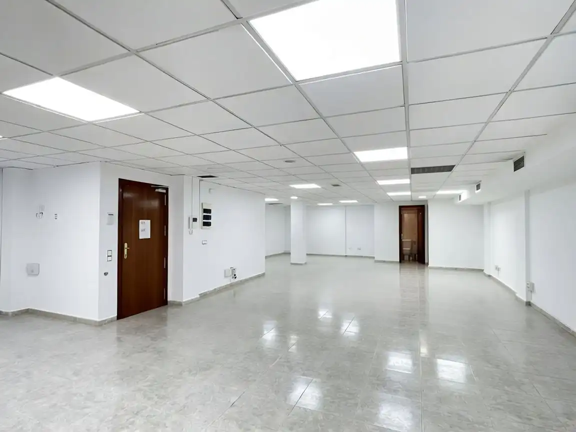 Büro mit Aufzug zur Miete in General Lacy 5, imagen 3