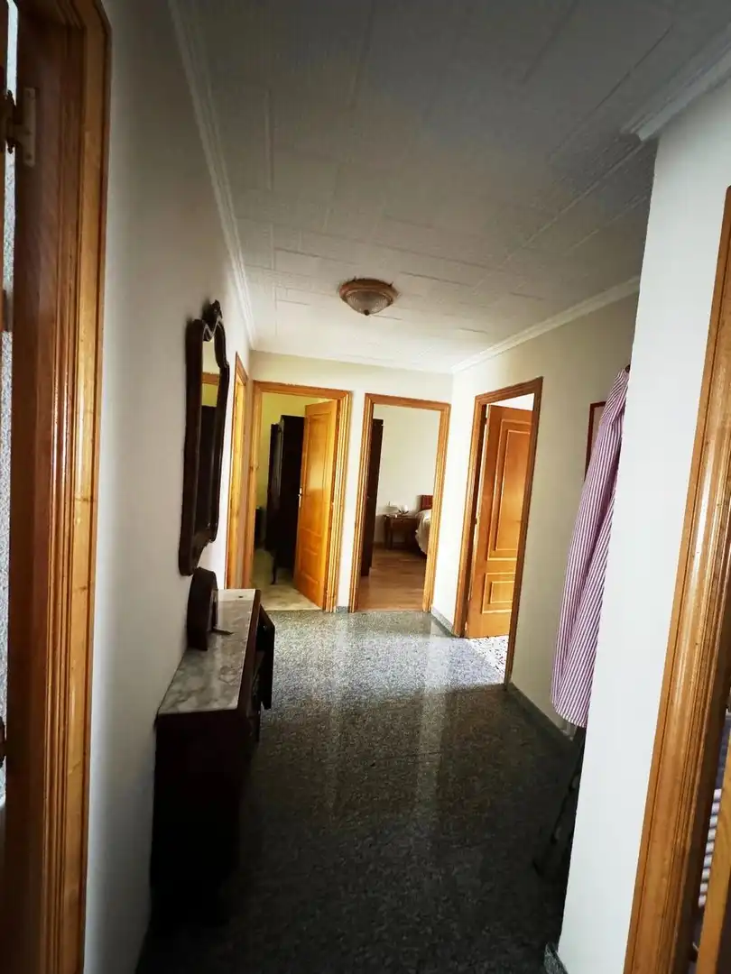 Casa adosada en venda en Ponferrada amb Calefacció i Moblat