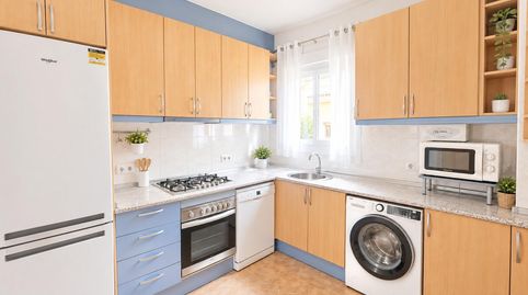 Foto 5 de Apartament en venda a Carrer Carrer Jonquera, Eixample - Horta Capallera, Figueres