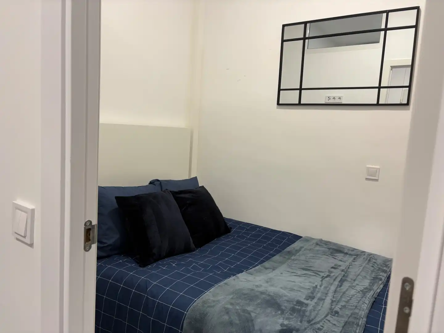 Habitación de Local en venta en Alcorcón con Aire acondicionado y Calefacción