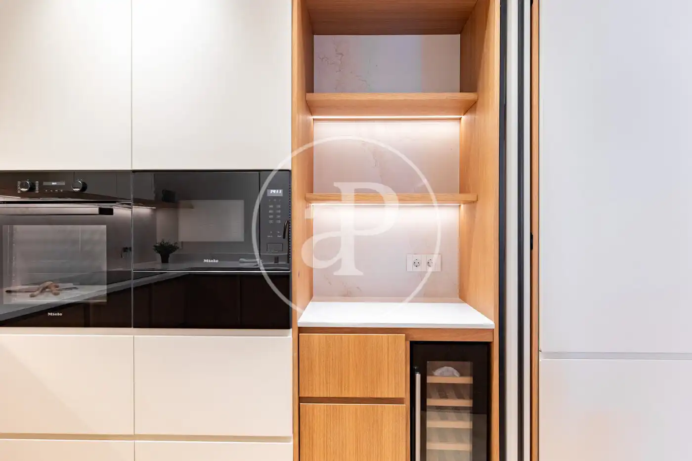 Cocina de Piso en venta en Barcelona con Aire acondicionado, Calefacción y Amueblado