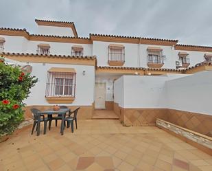 Jardí de Casa o xalet en venda en Chiclana de la Frontera amb Aire condicionat, Terrassa i Piscina