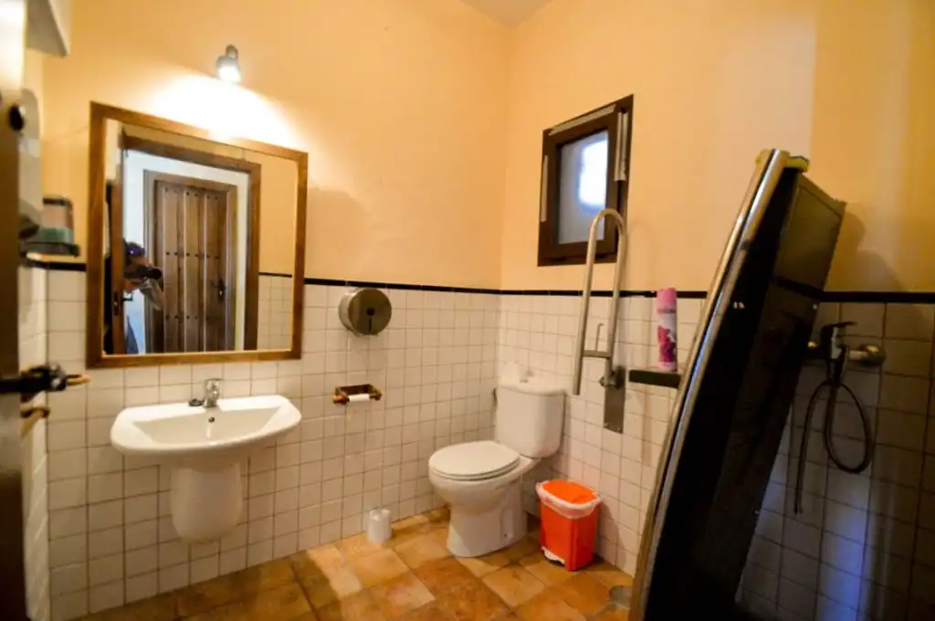 Casa rústica con piscina en venta en Guaro, imagen 24