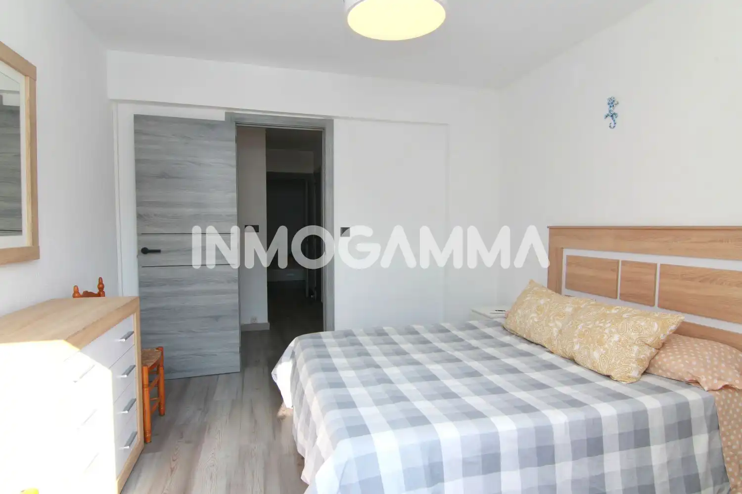 Habitación de Piso en venta en Cullera con Aire acondicionado, Parquet y Balcón