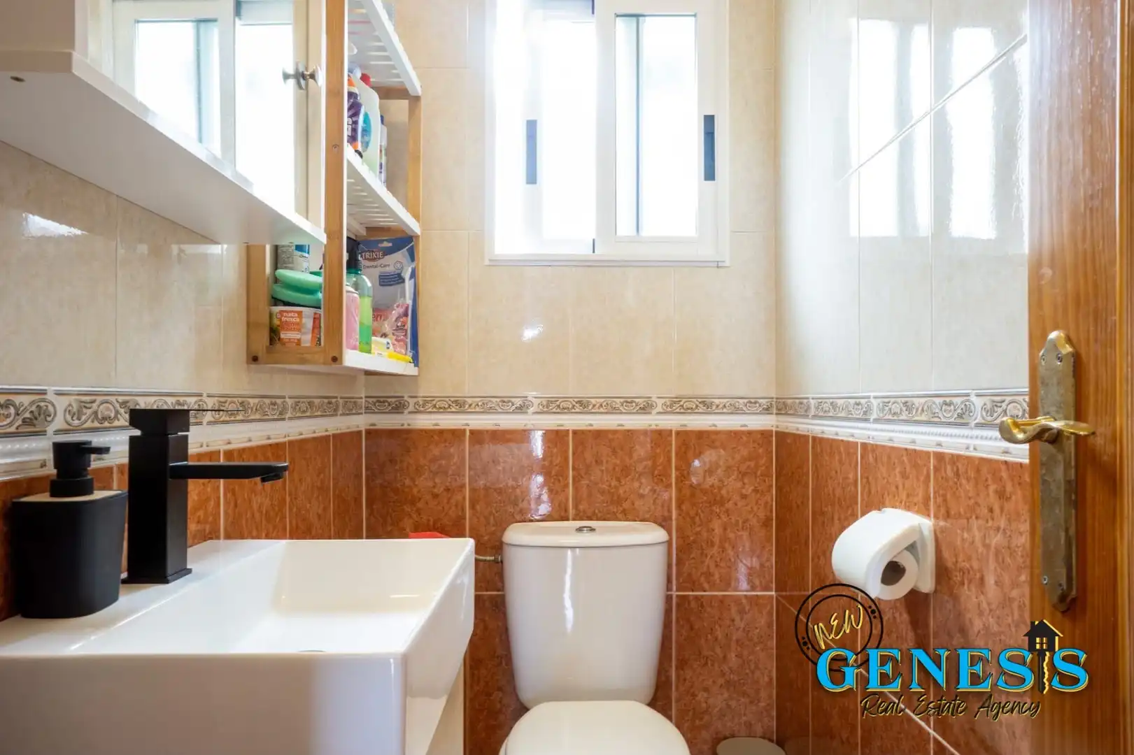Semi-detached house with terrace for sale in Calle del Lago 45, imagen 7