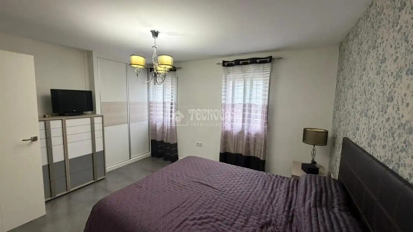 Habitación de Piso en venta en Jaén con Aire acondicionado