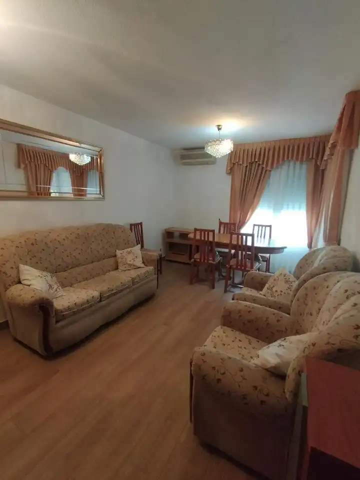 Wohnzimmer von Wohnung zur Miete in Madrid mit Klimaanlage, Terrasse und Möbliert
