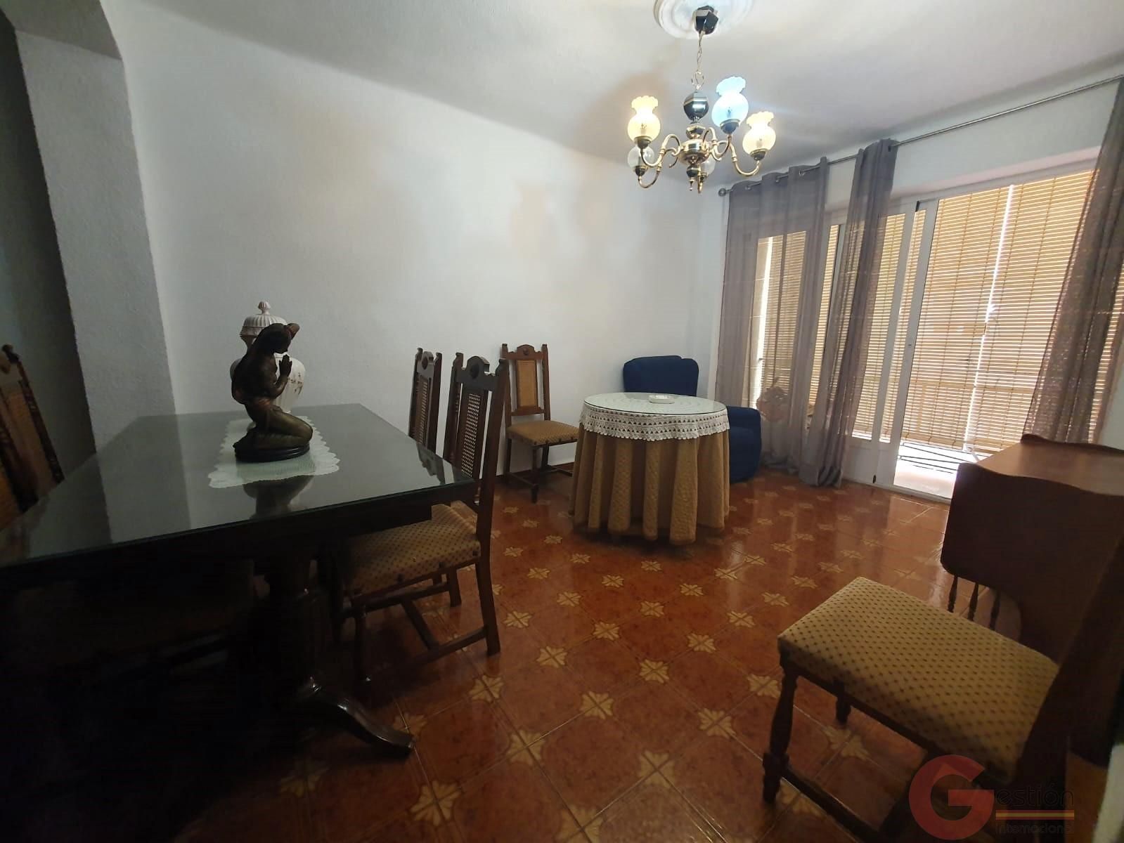 Comedor de Piso en venta en Motril con Terraza y Amueblado