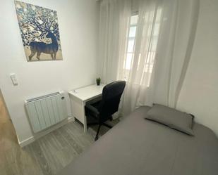 Bedroom of Flat to share in  Madrid Capital  with Terrace