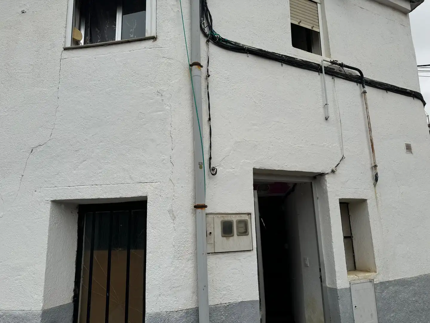 Außenansicht von Gebäude zum Verkauf in Guijuelo