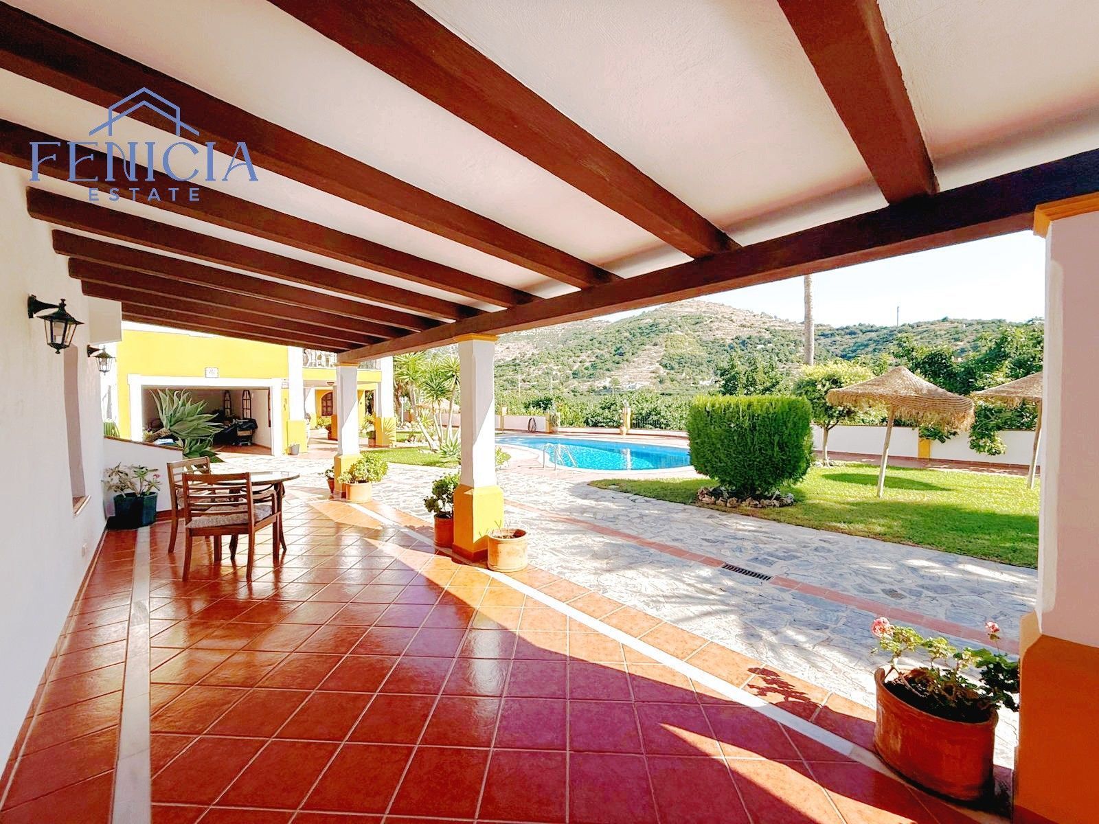 Jardín de Estudio de alquiler en Almuñécar con Calefacción, Terraza y Amueblado