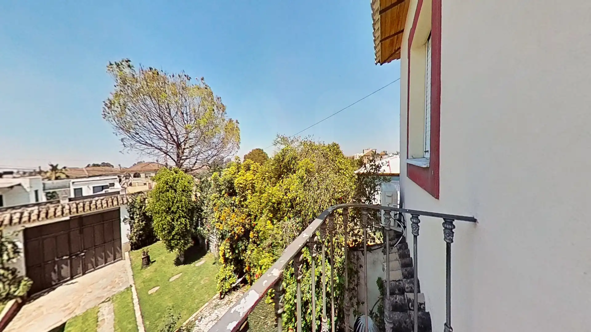 Balcony of Houses for sale in Dos Hermanas  with Air Conditioner, Heating and Swimming Pool