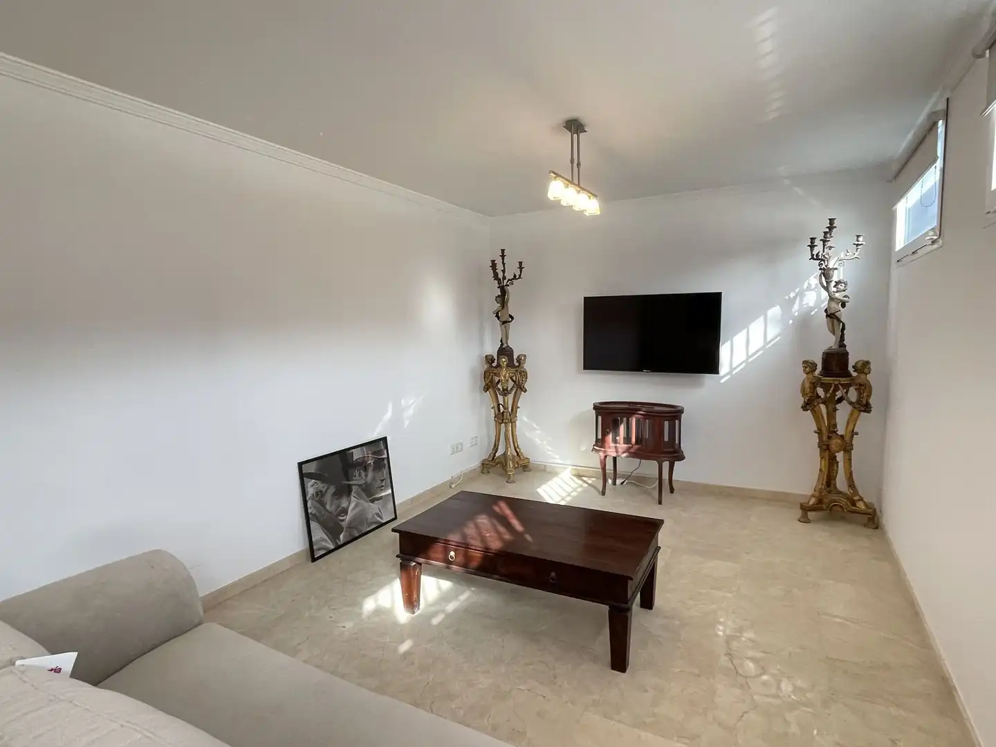 Living room of Houses for sale in Estepona  with Air Conditioner, Private garden and Terrace