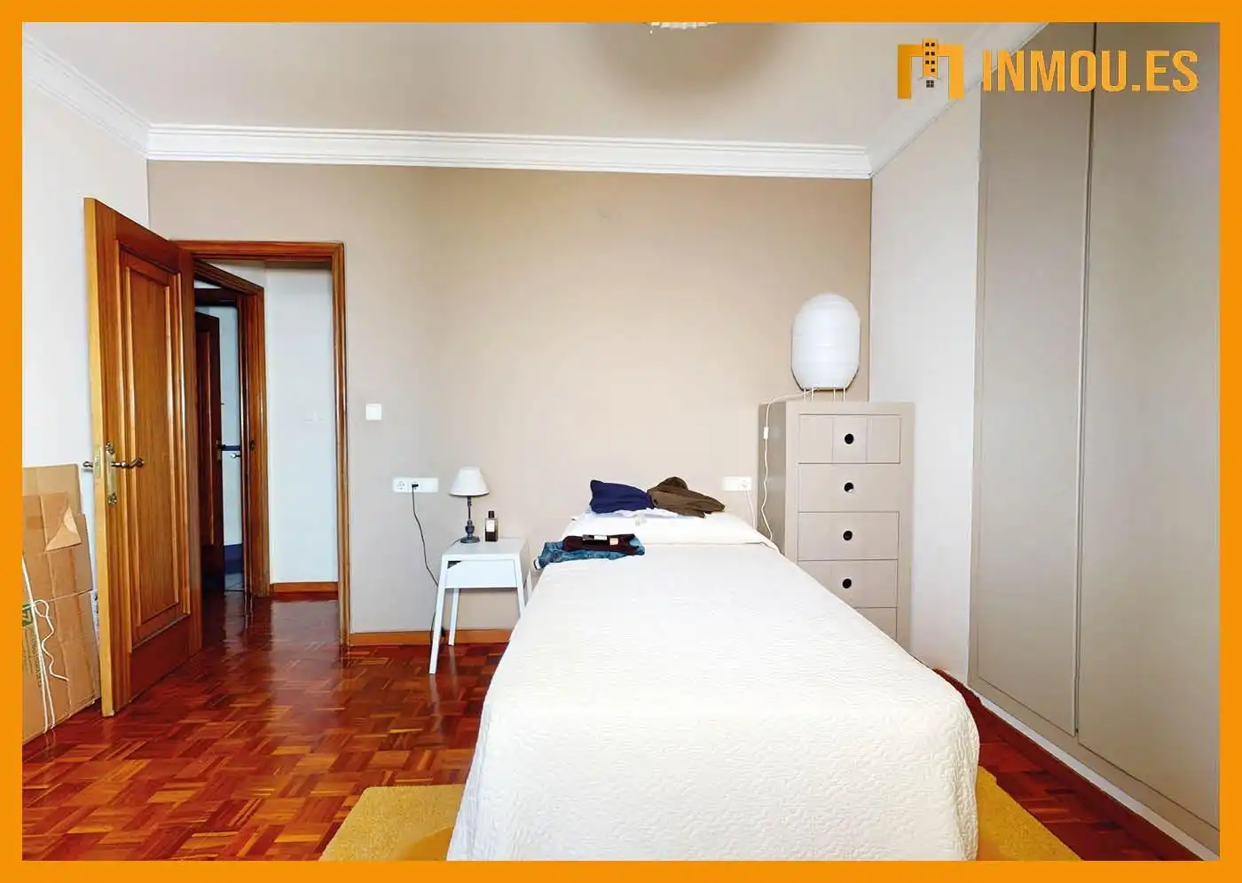 Habitación de Piso de alquiler en Ourense Capital  con Aire acondicionado, Calefacción y Parquet
