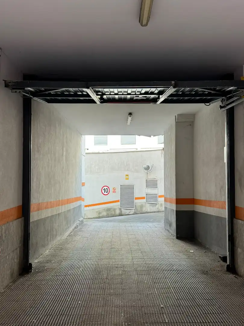 Parking de Garaje de alquiler en Barakaldo 