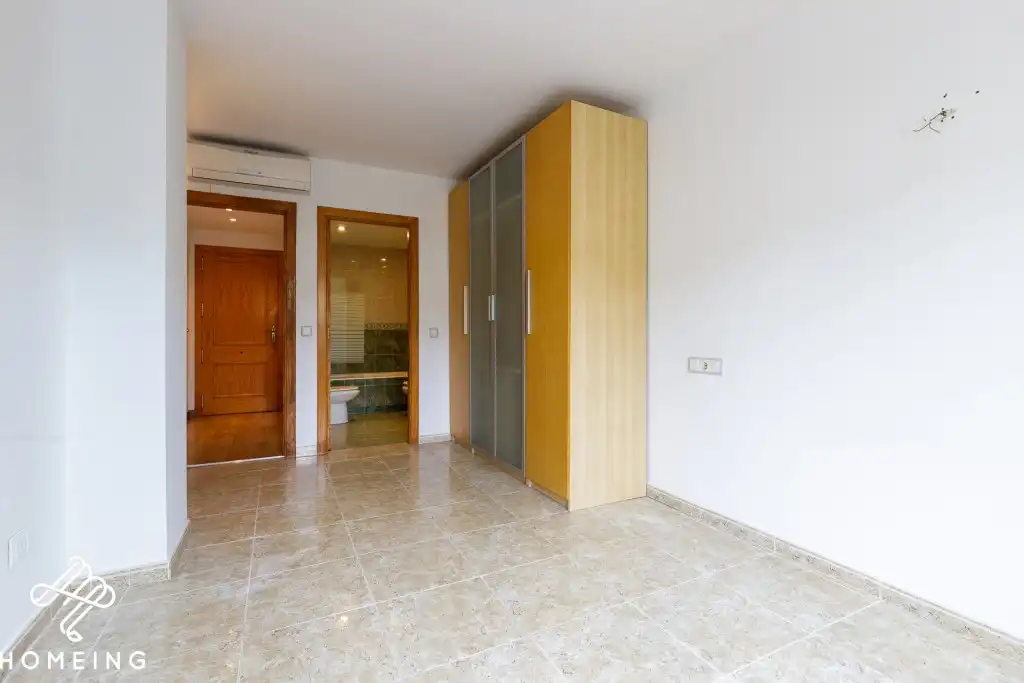 Habitación de Planta baja en venta en Llucmajor con Aire acondicionado, Jardín privado y Parquet