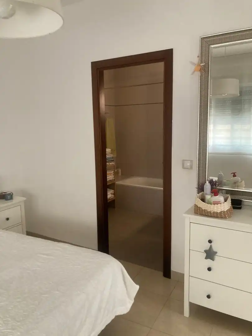Bany de Casa o xalet en venda en Córdoba amb Aire condicionat, Parquet i Terrassa